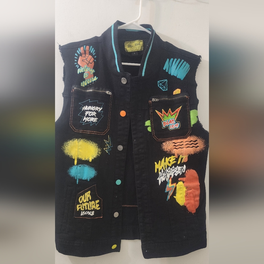 Blac Leaf Black Graphic Patch Vest, Denim, Size‎ Large.